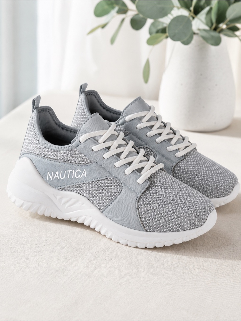 Nautica Women’s Sneakers – Like New size 11 - Picture 2 of 5